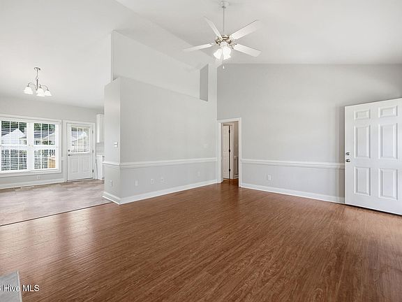 5th image of 4409 Surrey Meadows Drive