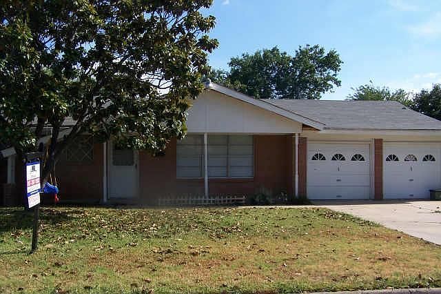 1st image of 7420 Deaver Dr