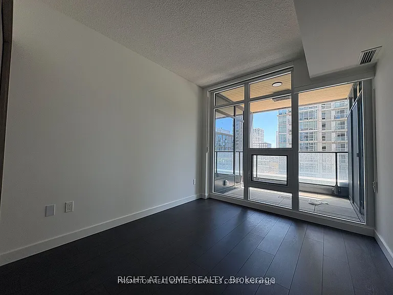 1 Concord Cityplace Way #315 — Photo 9
