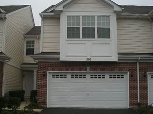202 S Oak Creek Ln, Romeoville, IL 60446