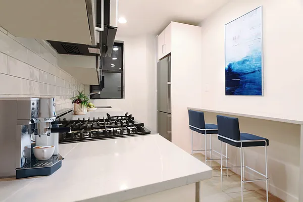 Rented by Compass | media 21