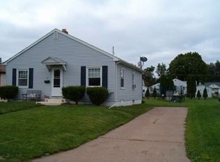 13 Waverly Dr, Rock Island, IL