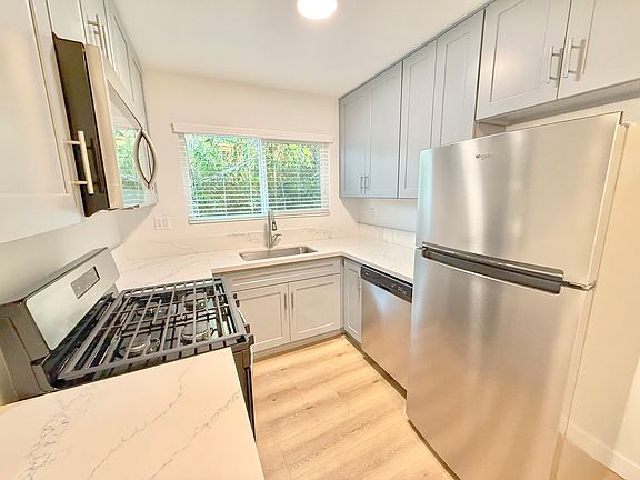 5th image of 3926 Inglewood Blvd APT 8