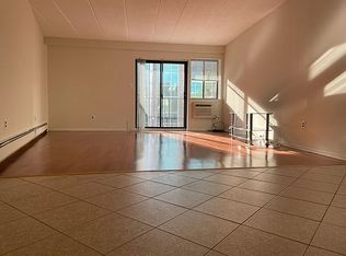 31-20 28th Rd #3A, Astoria, NY 11102