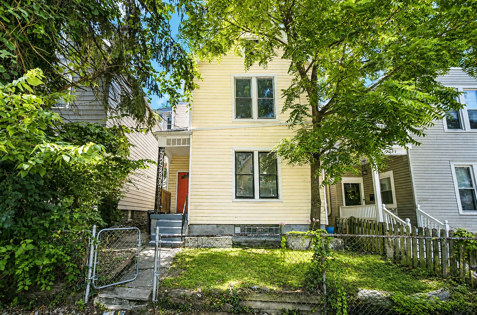 3131 Harvard Ave - 1 — Photo 1