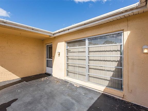 5th image of 8053 Colrain Dr
