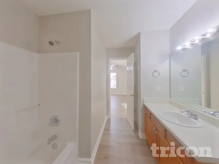 173 Burma Rd — Photo 9
