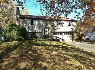 125 Squirrel Hollow Rd, Gibsonia, PA 15044