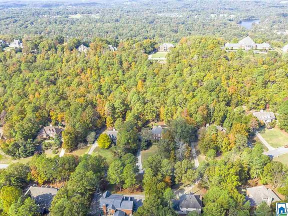 3rd image of 3092 Brookhill Dr
