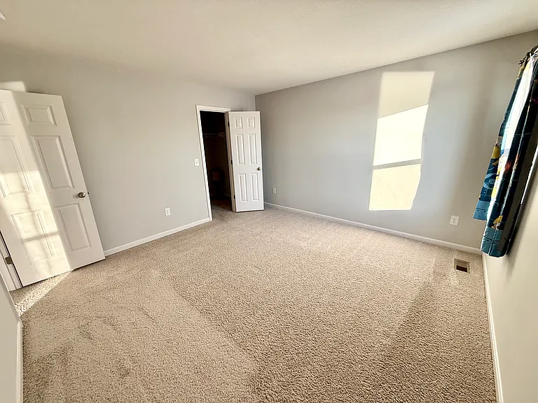 4385 Legacy Greens Dr — Photo 42