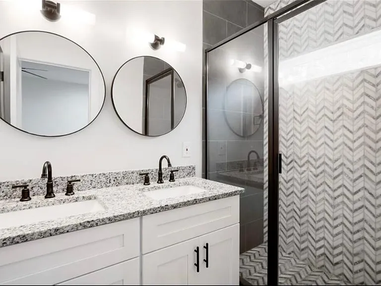 2932 Palm Dr — Photo 5