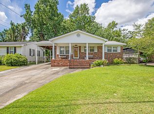 5911 Oak St, Hanahan, SC 29410