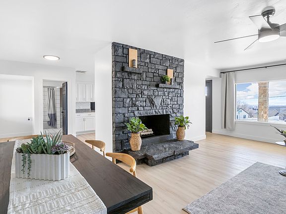 2nd image of 9580 N Canyon Rd