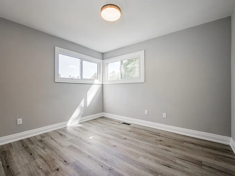 348 Spruce St #1 — Photo 11