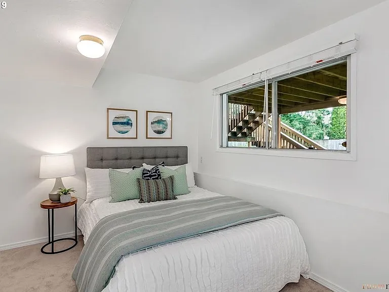 8205 SW Laurel St — Photo 15
