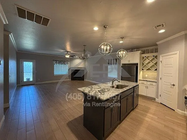 10001 Glover River Dr — Photo 4