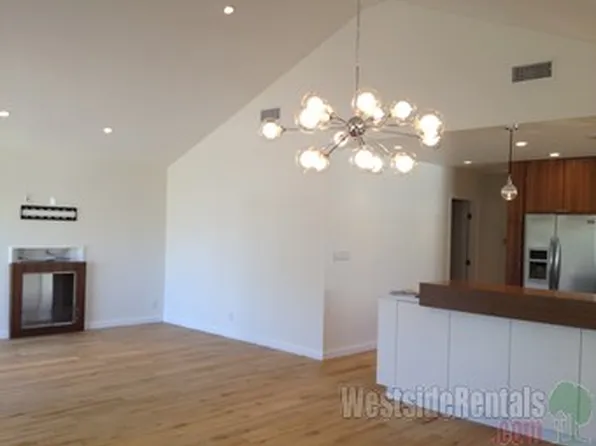 549 Swarthmore Ave, Pacific Palisades, CA 90272