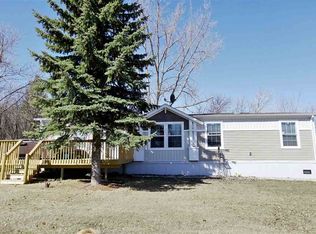 200 Park Pl, Donnybrook, ND 58734
