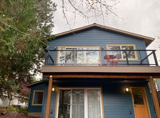 930-932 SE Clatsop St #930, Portland, OR 97202