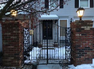 38648 Golfview Dr, Clinton Township, MI 48038