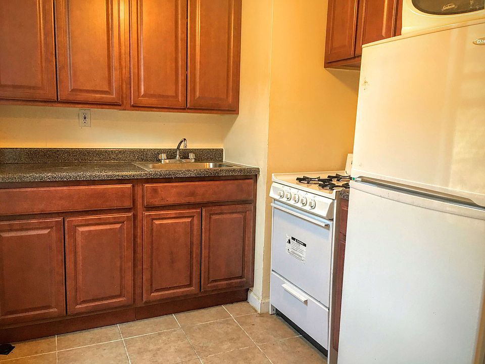 1st image of 238 E 111th St APT 4A