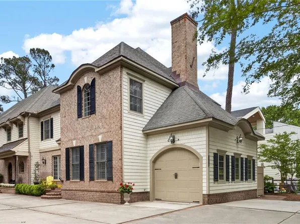 217 81st St #A, Virginia Beach, VA 23451