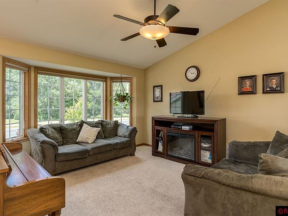 3rd image of 1213 Augusta Dr