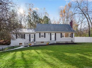 351 Country Club Rd, Avon, CT 06001