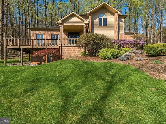 3rd image of 6806 Forest Park Ct