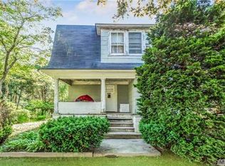 167 Amityville St, Islip Terrace, NY 11752