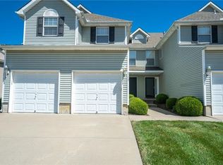 2219 SW Rambling Vine Rd, Lees Summit, MO 64082
