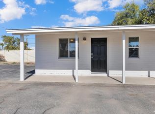 623 S Country Club Dr #17, Mesa, AZ 85210