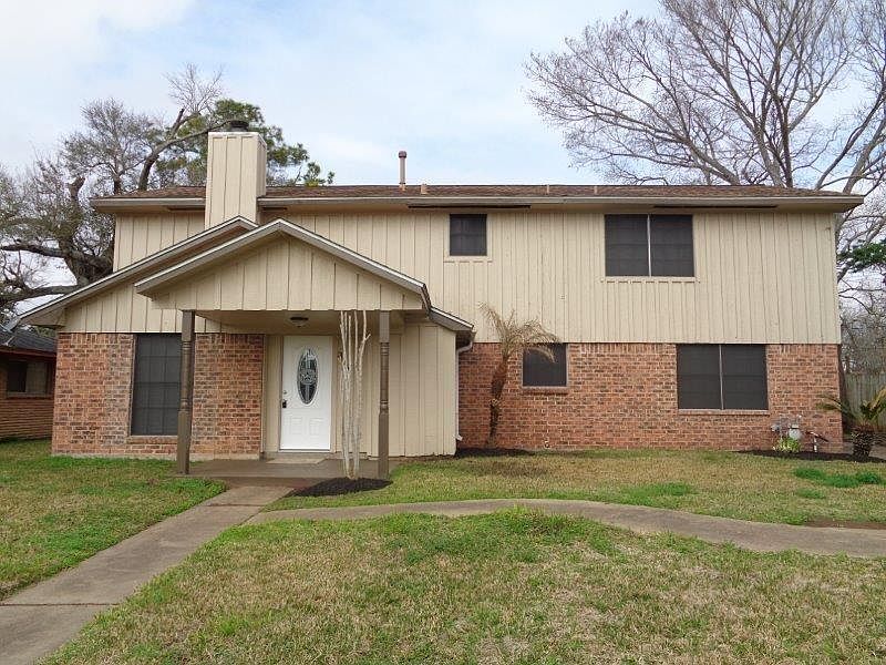 305 Ligustrum St, Lake Jackson, TX 77566 Zillow