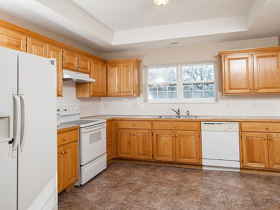 2nd image of 4006 Elledge Dr