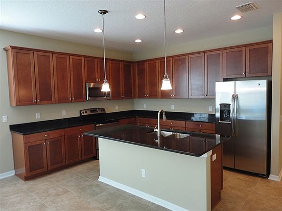 3rd image of 10647 Pictorial Park Dr