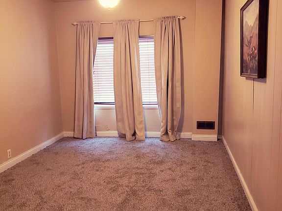 4th image of 420 15th Ave S #A