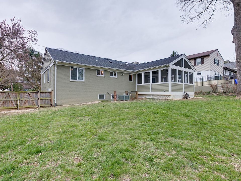 2nd image of 5507 Williamsburg Blvd