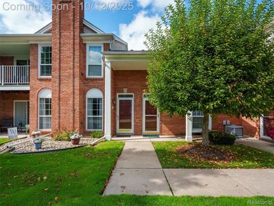 52219 Heatherstone Ave, Macomb, MI, 48042