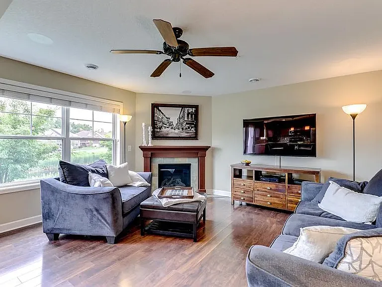 3430 Chestnut Ln — Photo 9