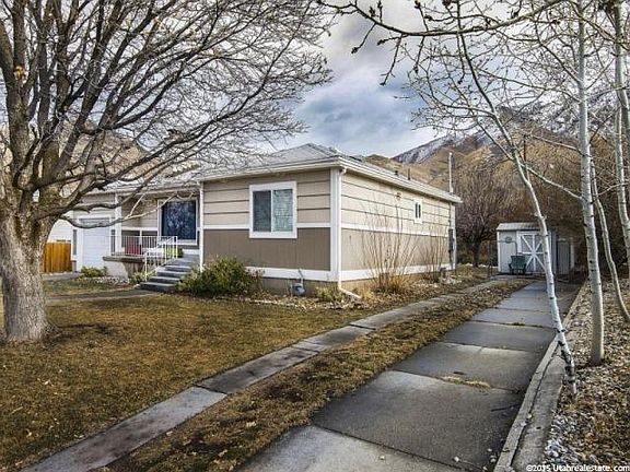 3rd image of 3065 S Valley St