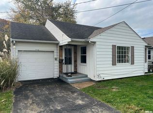 712 Meadow Ave, East Peoria, IL 61611
