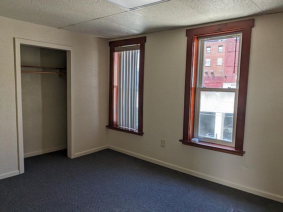 4th image of 19 N Maple Ave APT 2