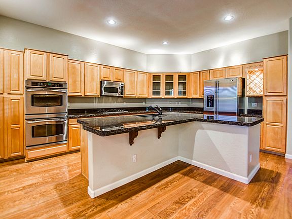 4th image of 1522 E Appaloosa Ct