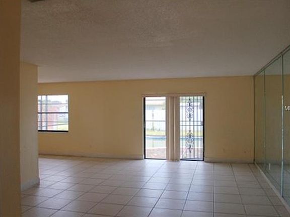 4th image of 5641 Nokomis Cir