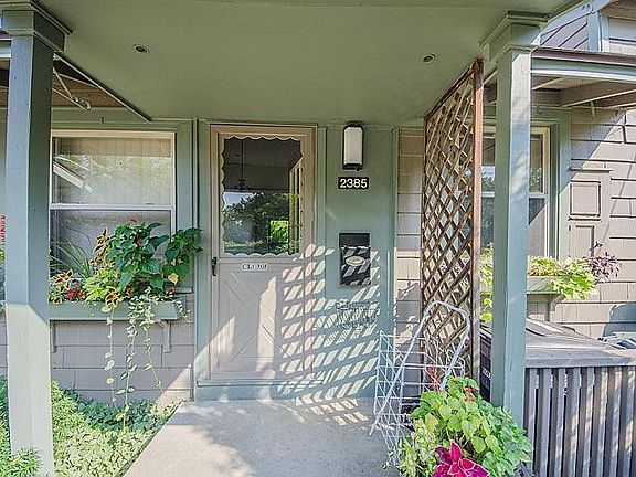 2nd image of 2385 Parkwood Ave