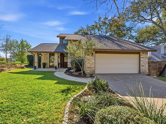 3rd image of 4601 Creek Rdg