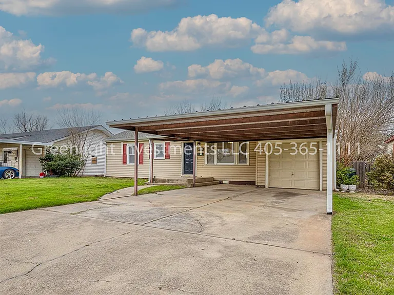 1509 Oelke Dr — Photo 4