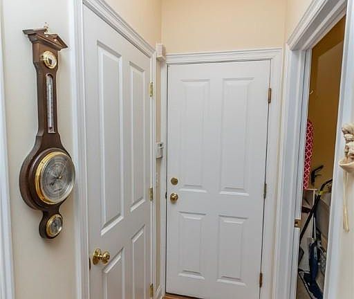 5th image of 2601 Covington Ct