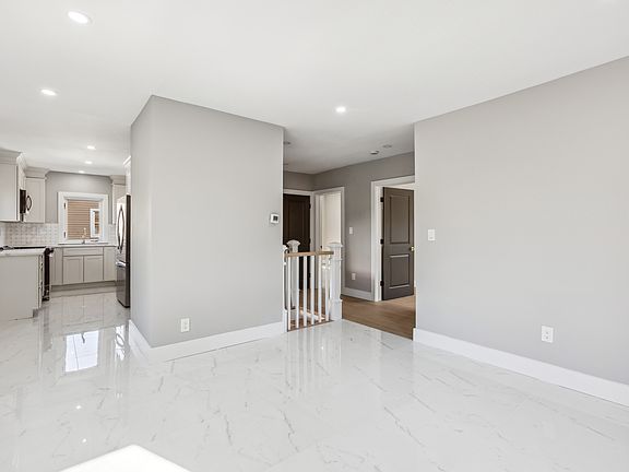 2nd image of 98 Cumberland Ave Floor 2