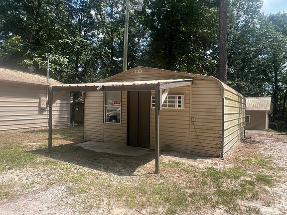 3rd image of 1064 Akers Rd